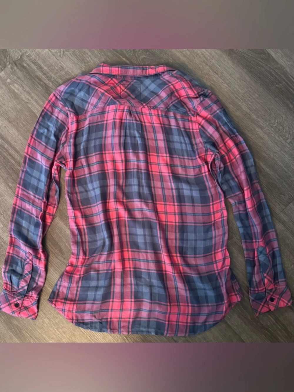 Rails Hunter Blue and Pink Flannel Button Up - Picture 3 of 4